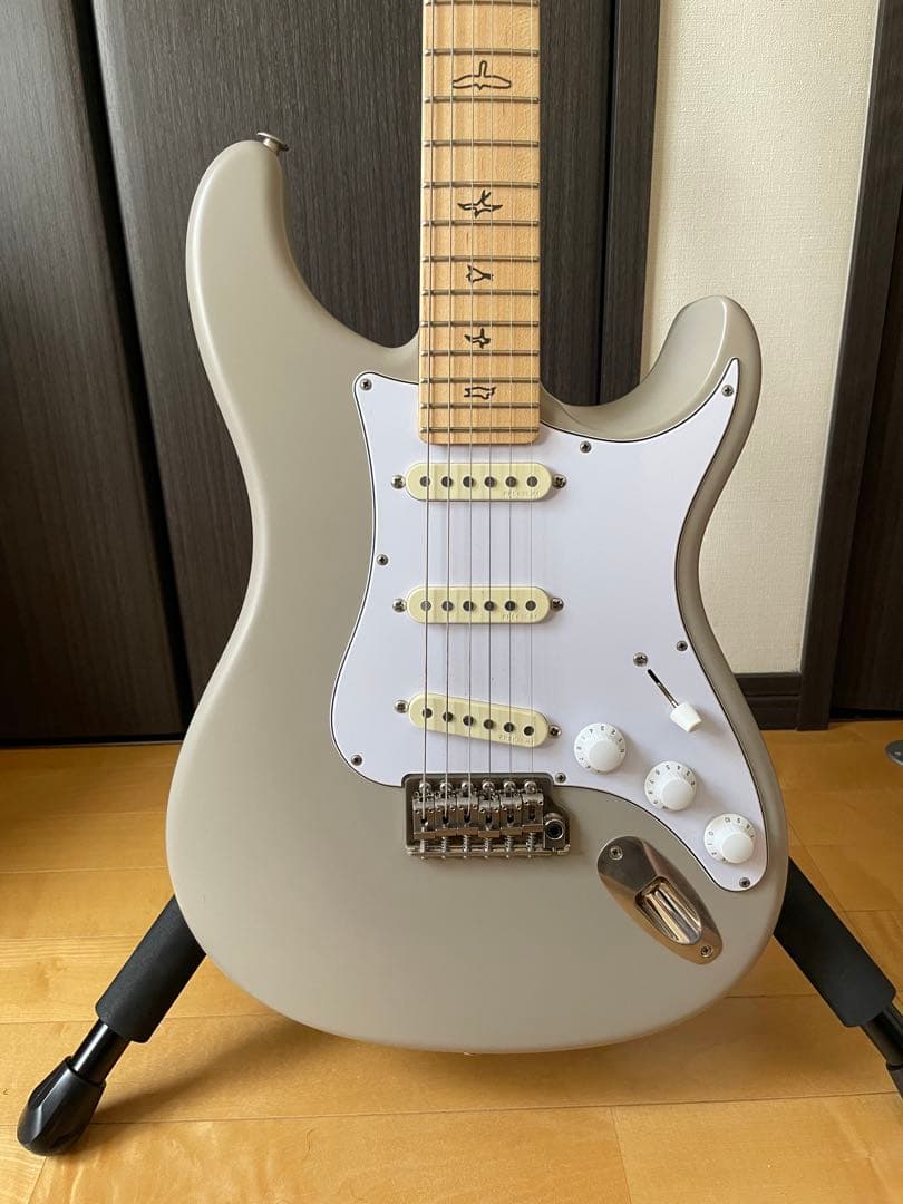 【ほぼ新品】PRSシルバースカイmocsand Satin（USA製）