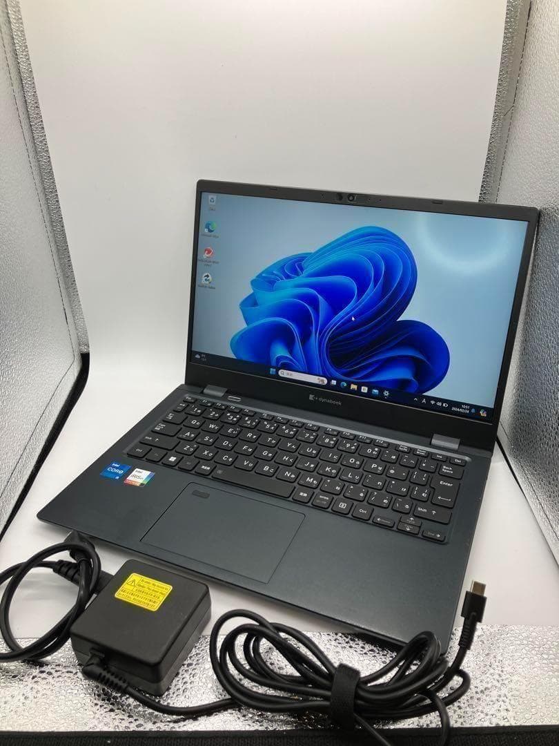 美品 超軽量 Dynabook 最上位　12世代 i5 16GB 新品SSD