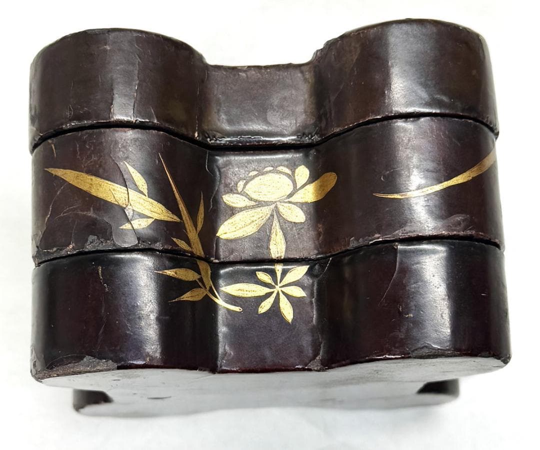 明末清初時代 木製珍獣花草文蒔絵二段小物入れ 漆器 時代物 唐物 WWWT084