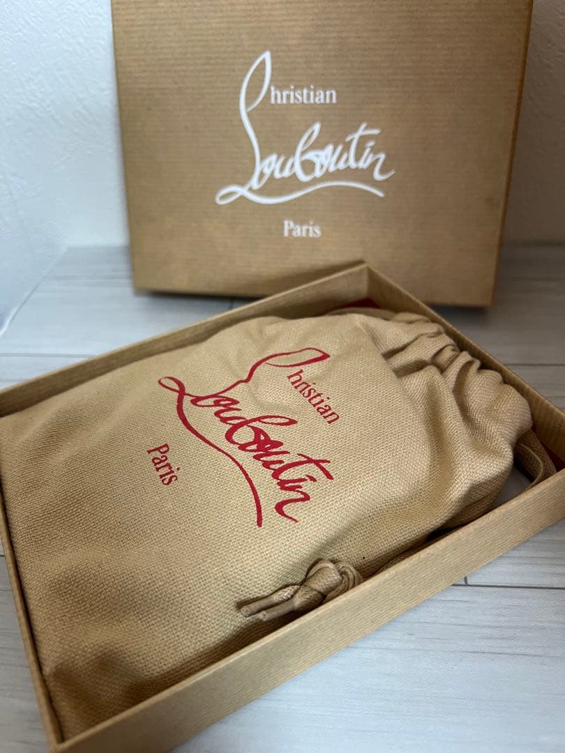 【Christian Louboutin】クリスチャンルブタン ケース