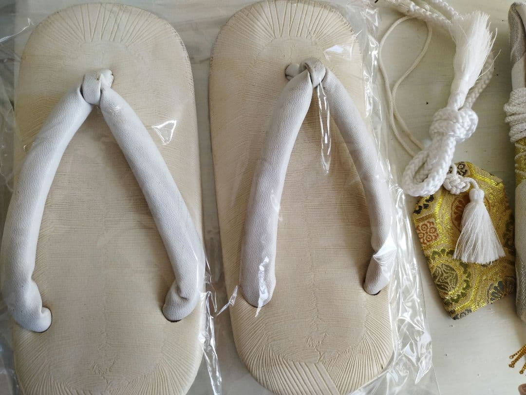 グリーン系の羽織りに金の袴が格好良い☆男の子七五三５歳