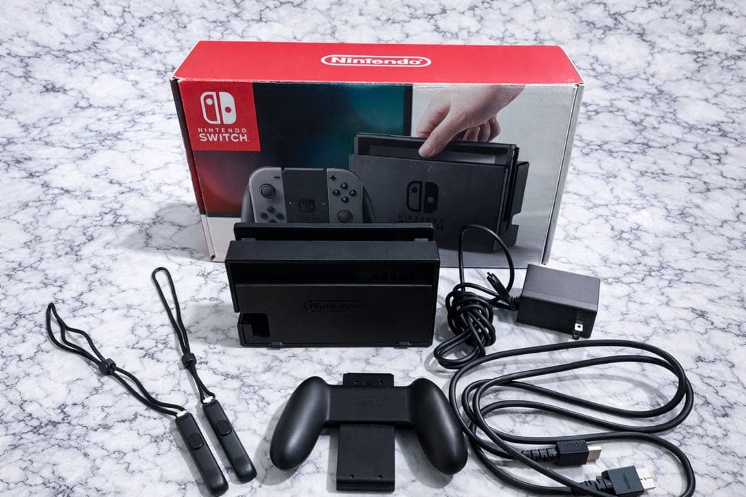 Nintendo Switch ニンテンドースイッチ　本体 グレー