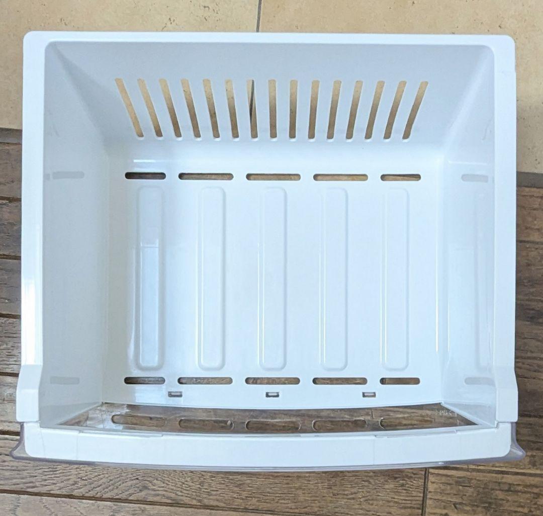 三菱電機【冷凍庫】 MF-U12T-W