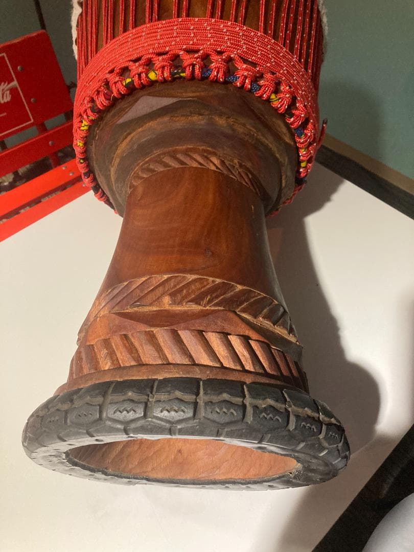 ジェンベ、ジャンベ、Djembe,ジンベ、ギニア製　アカジョ胴材