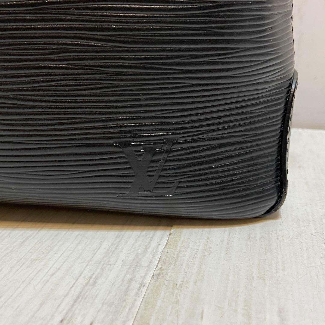 美品⭐️Louis Vuitton ルイ・ヴィトン　エピ オリバー ブラック