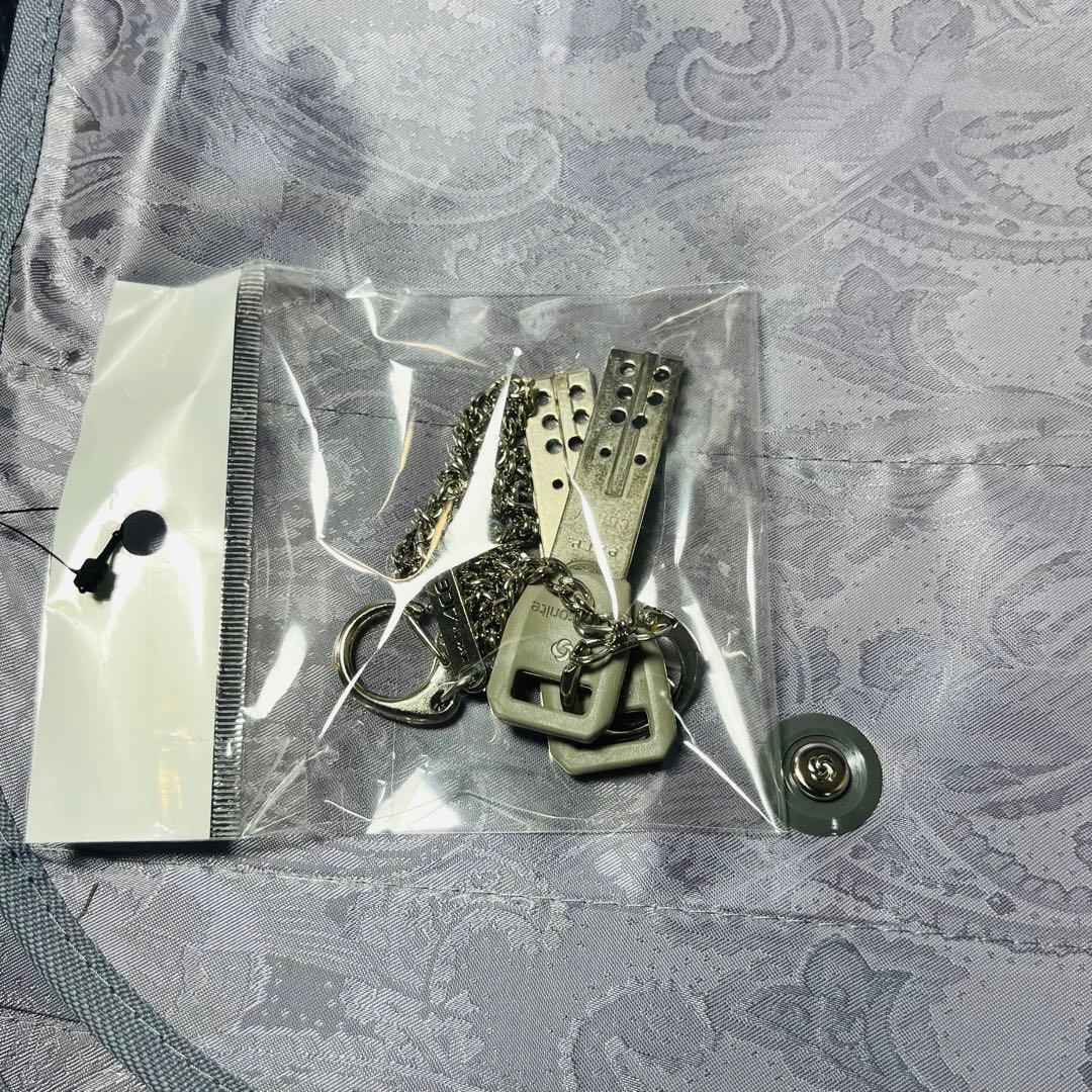 美品　Samsonite　サムナイト　キーロック式　大型スーツケース