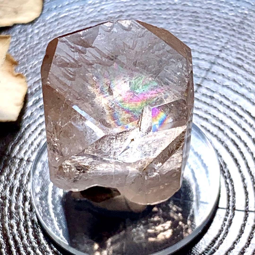 美し過ぎるピーチカラートパーズ原石74ct/非加熱/鉱物標本