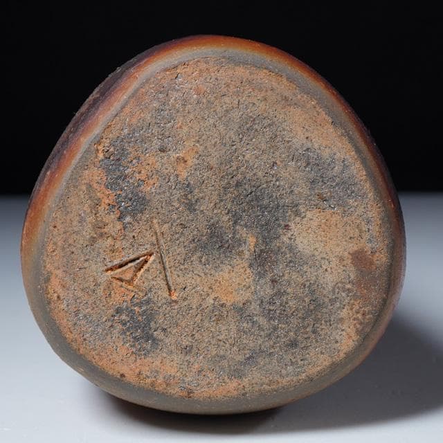 山本雄一　備前三方花入　共箱　茶道具　花器　花瓶　山本陶秀子息