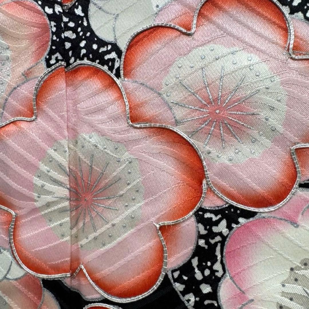 豪華振袖9点フルセット 地紋　銀駒刺繍　黒地　梅紋様　成人式　お正月　結婚式