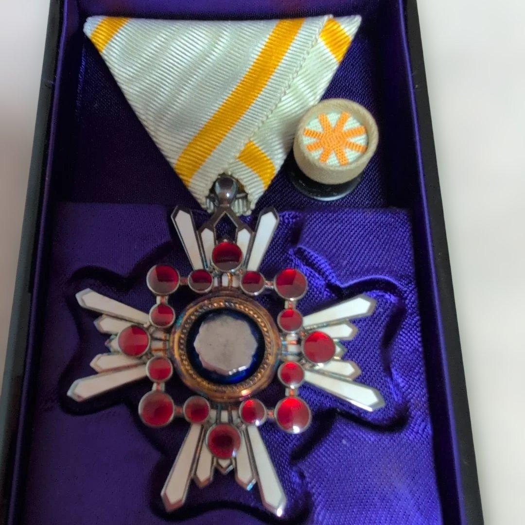【美品】銀製 勲五等瑞宝章 勲章 旧日本軍 記章 アンティーク