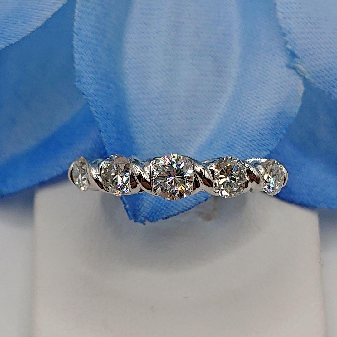 はる様1カラットUP 5粒 ツイスト天然ダイヤモンドリング エタニティPt900