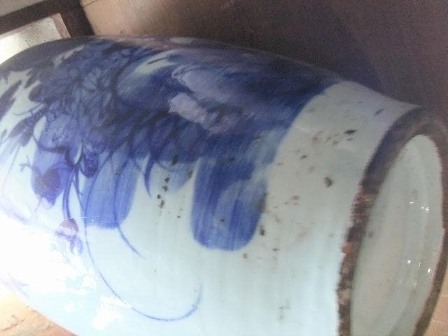 大きな壺　欠け　や　ヒビ　ニュー　は有りません　完品