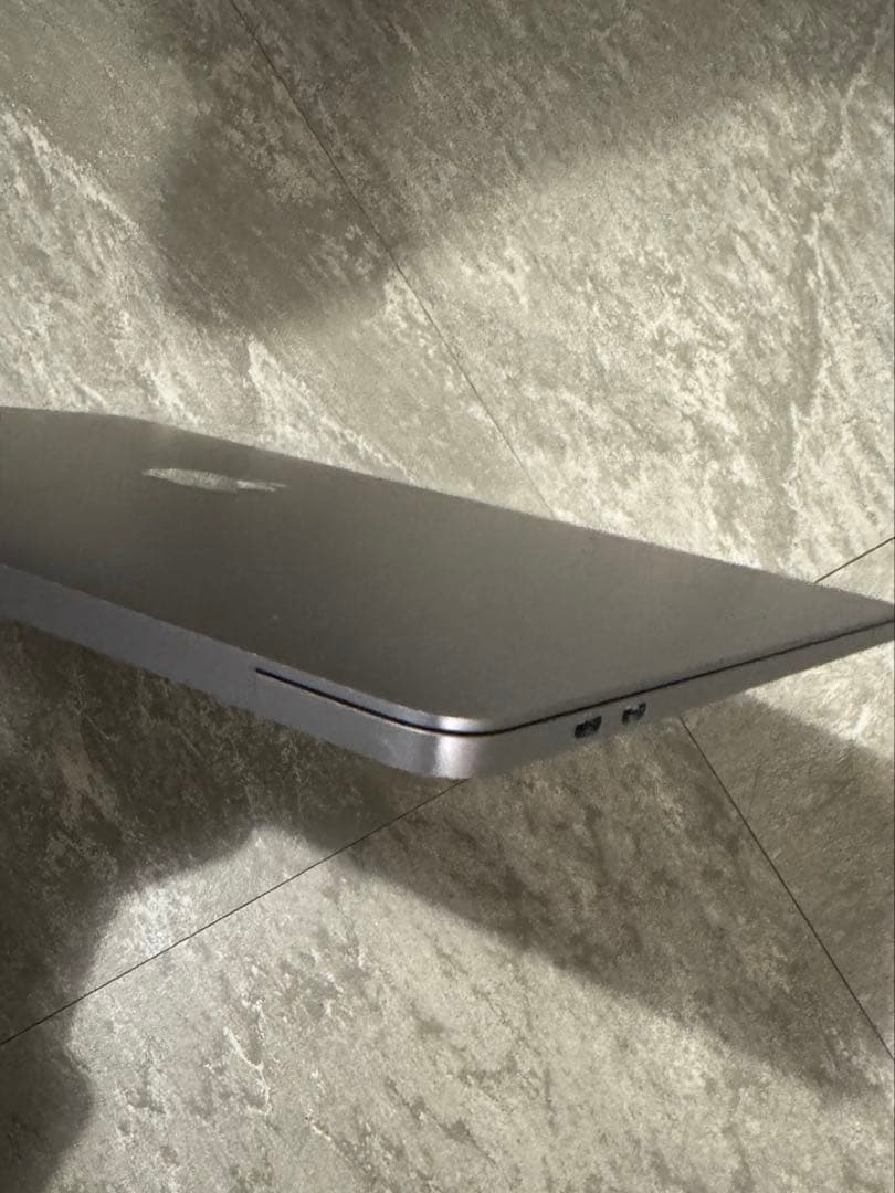 MacBookPro13インチM1 16gb 256GBスペースグレー