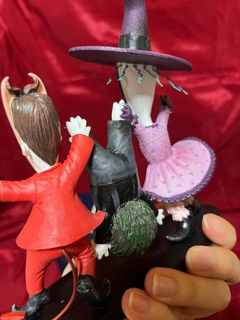 ナイトメアビフォアクリスマス　ロック　ショック　バレル　エネスコ　ショーケース