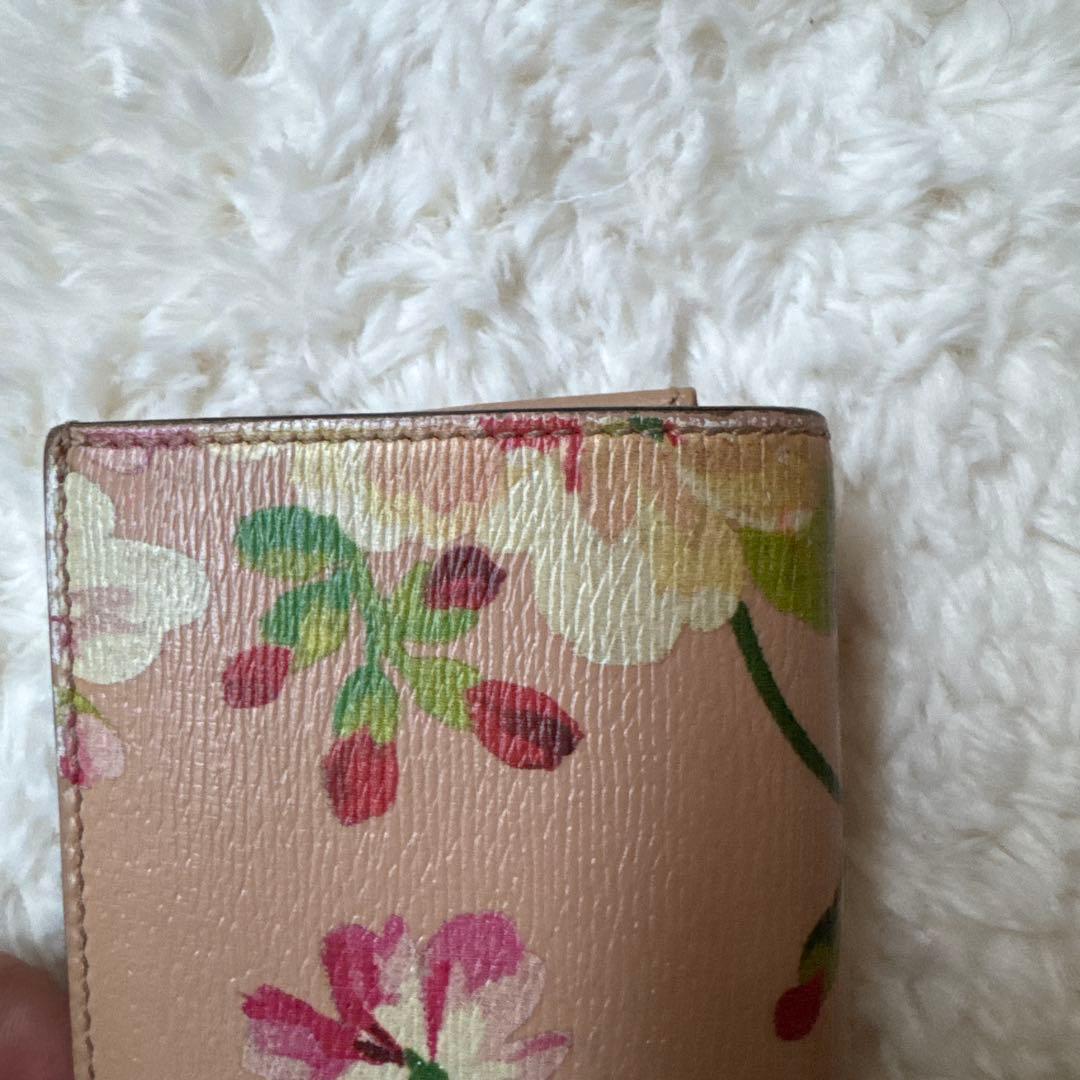 GUCCI 花柄 二つ折り財布 ベージュ