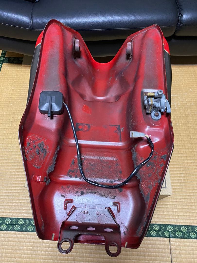 gpz900r フェールタンク