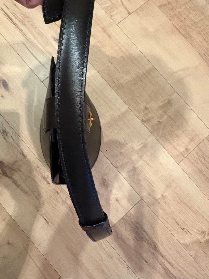 じーじ【極美品】ルイヴィトン　エピ　ショルダーバッグ