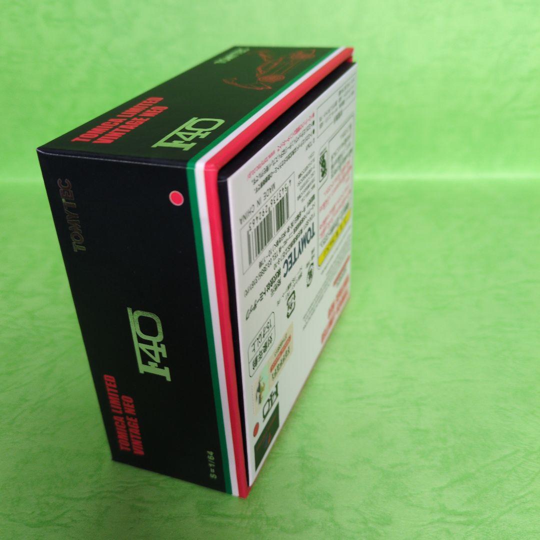 Ferrari F40 　　　トミカリミテッドヴィンテージNEO