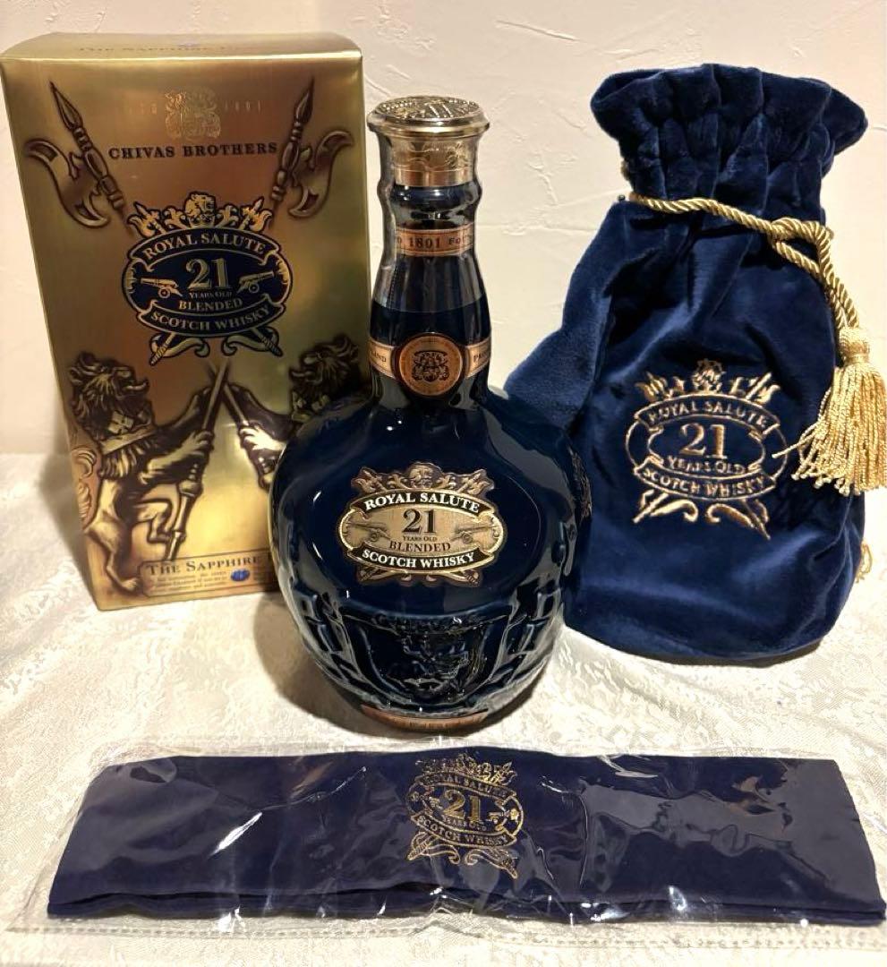 シーバス ブラザーズ　 SALUTE ロイヤルサルート21年　青陶器