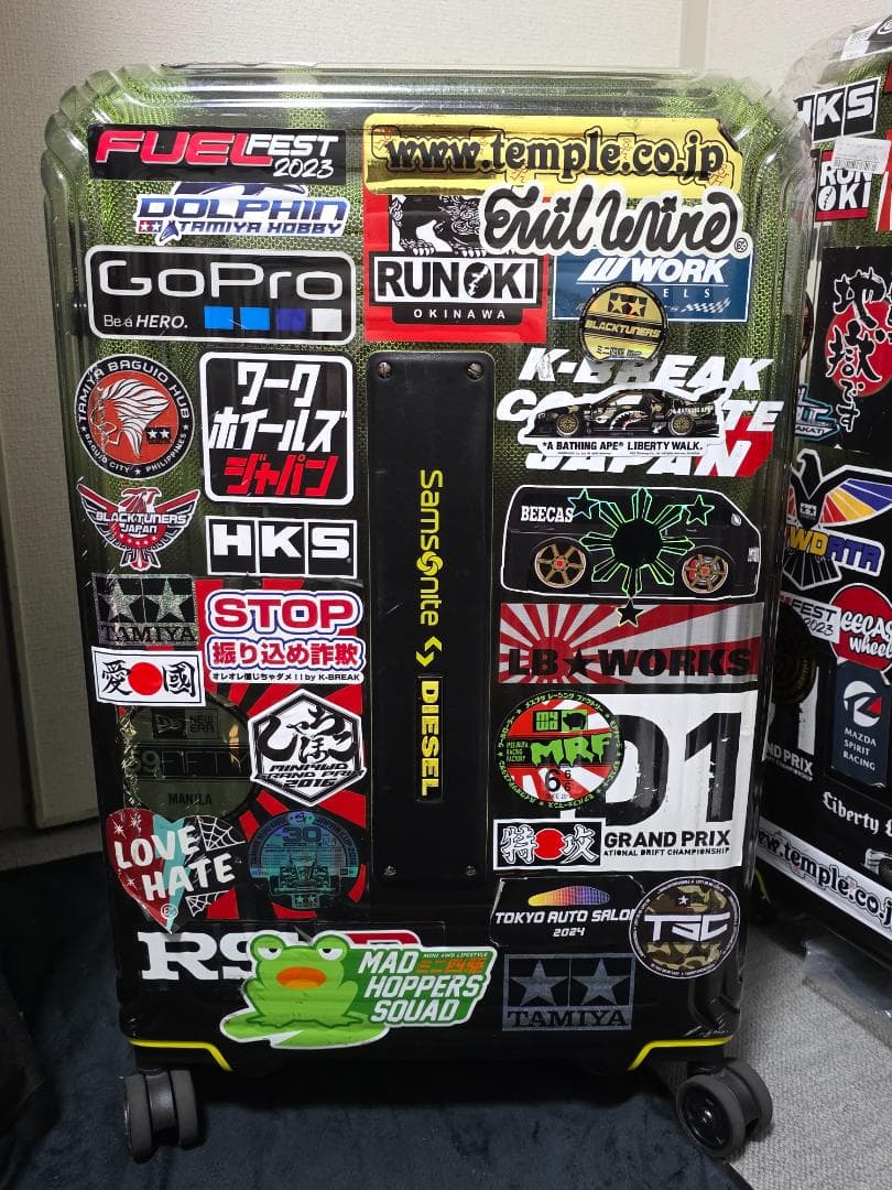 サムソナイト | ネオパルス×ディーゼル スピナー55 Black/Yellow