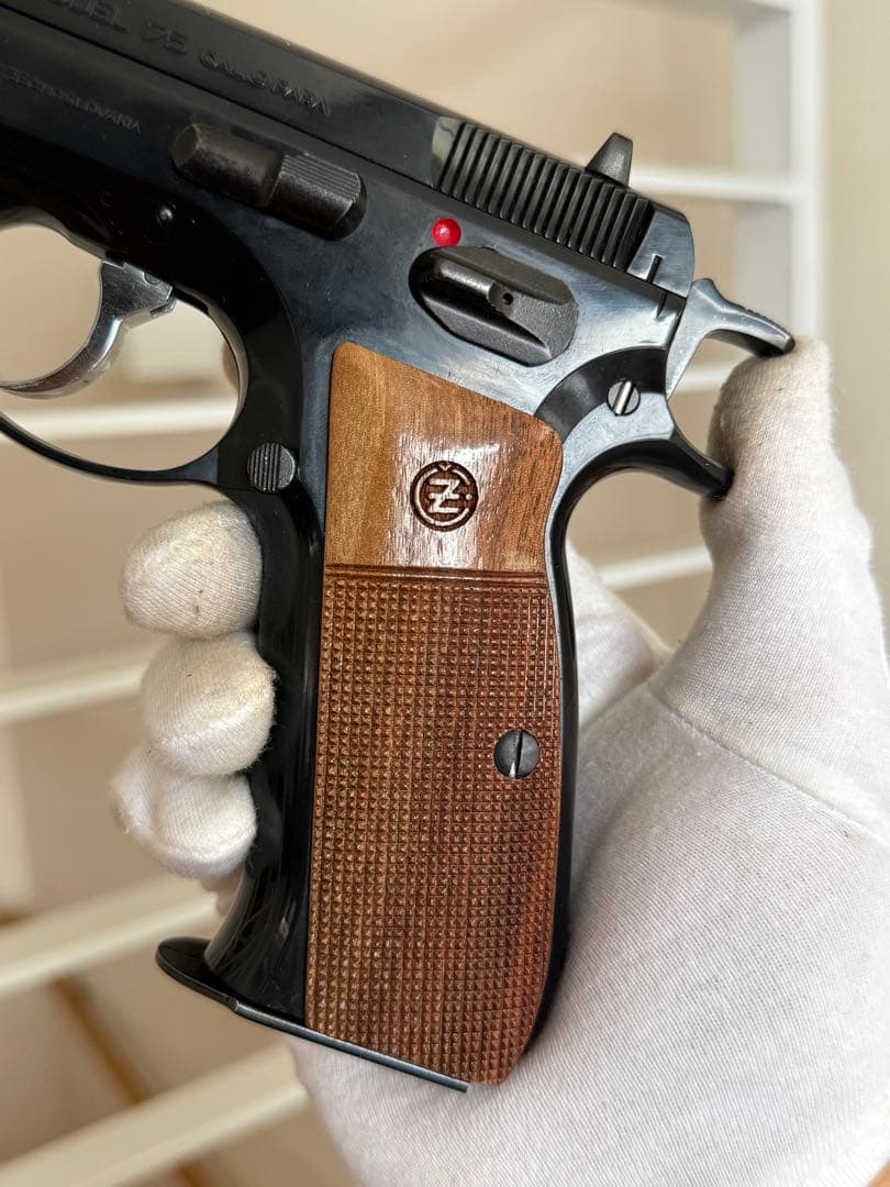 MGC cz75 木製グリップ スペアマガジン フルセット ガスブロ ガスガン