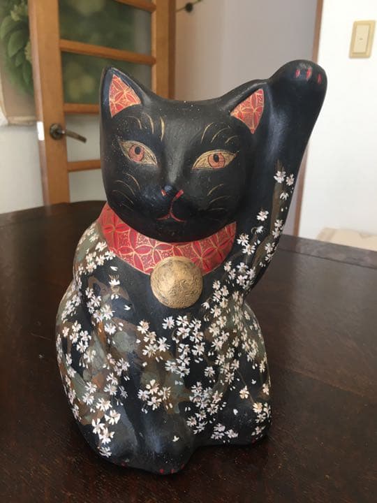 お値下げ依頼により　蝉丸 特大 招き猫