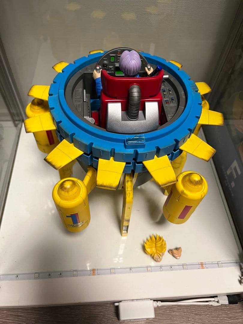 ドラゴンボール　プラモデル　タイムマシン　29cm 全塗装　(難あり)