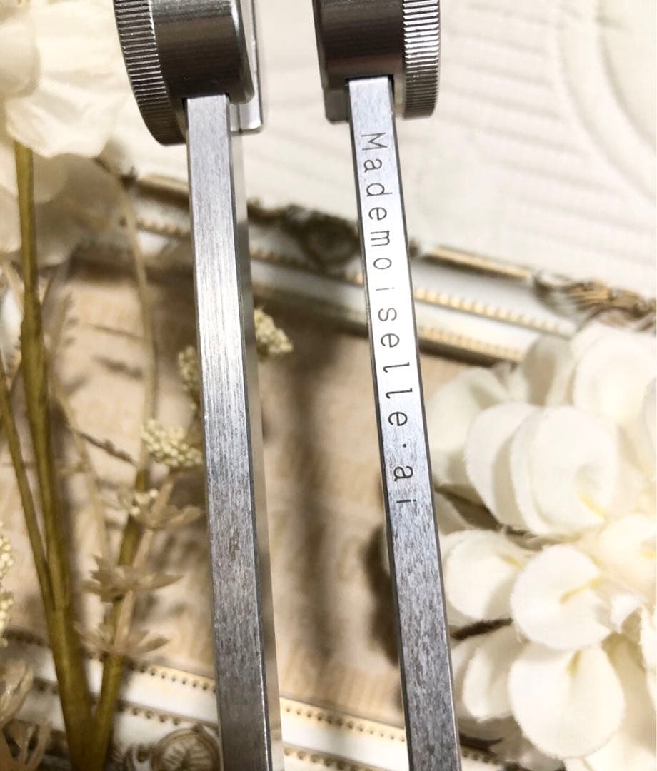 ★153Hz マドモアゼル愛　重し付きチューナー　音叉　ヒーリングチューナー