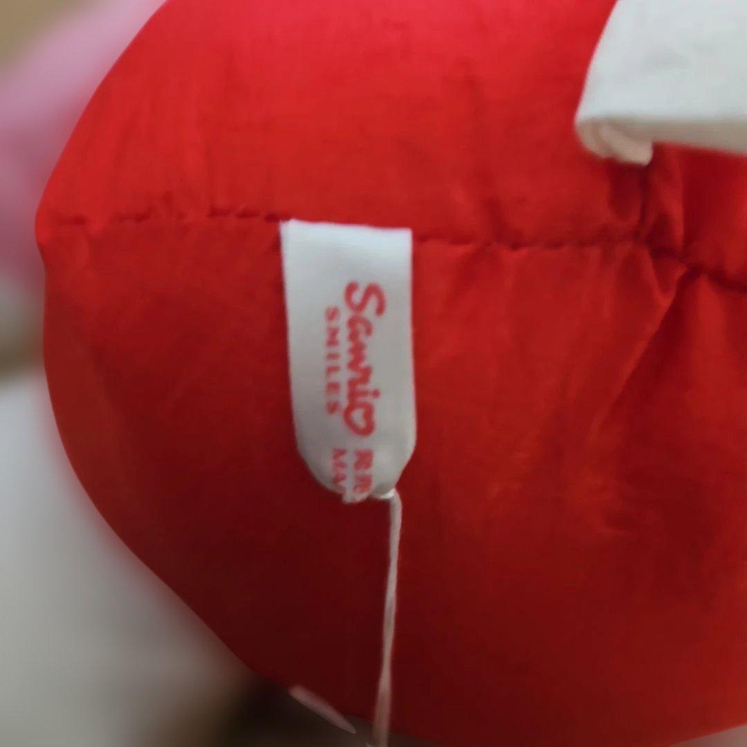 サンリオ　キティ　シャカシャカ　ぬいぐるみ