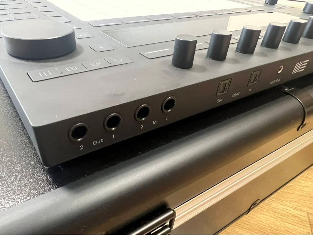 【ほぼ未使用品】Ableton Push3 Stand alone 専用ケース付