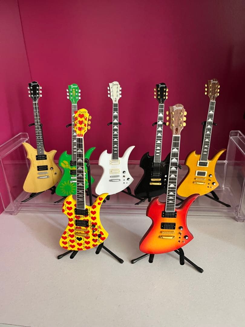 hideギターコレクション7本シークレット含み！