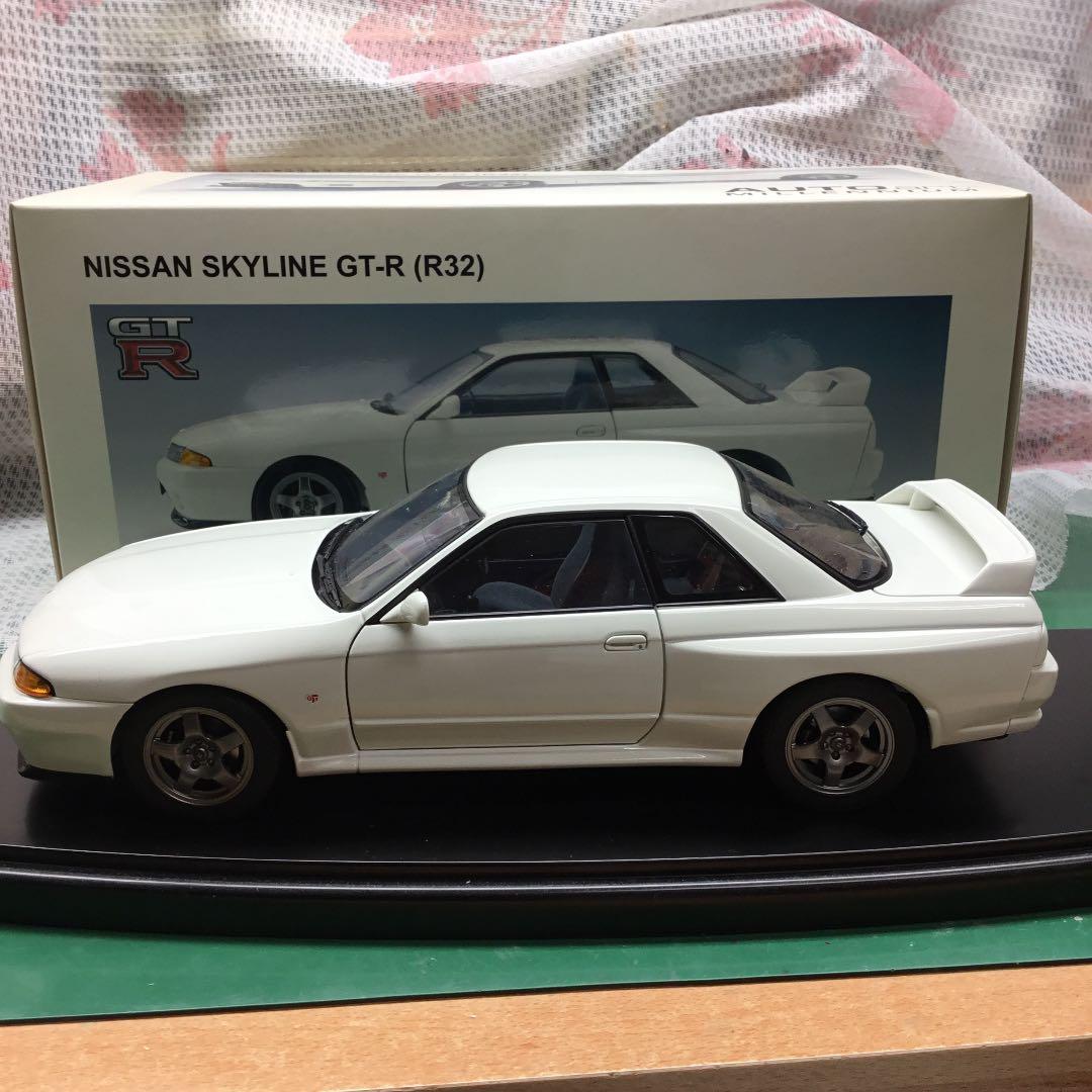 AUTOart 日産スカイラインGTR-32 1/18