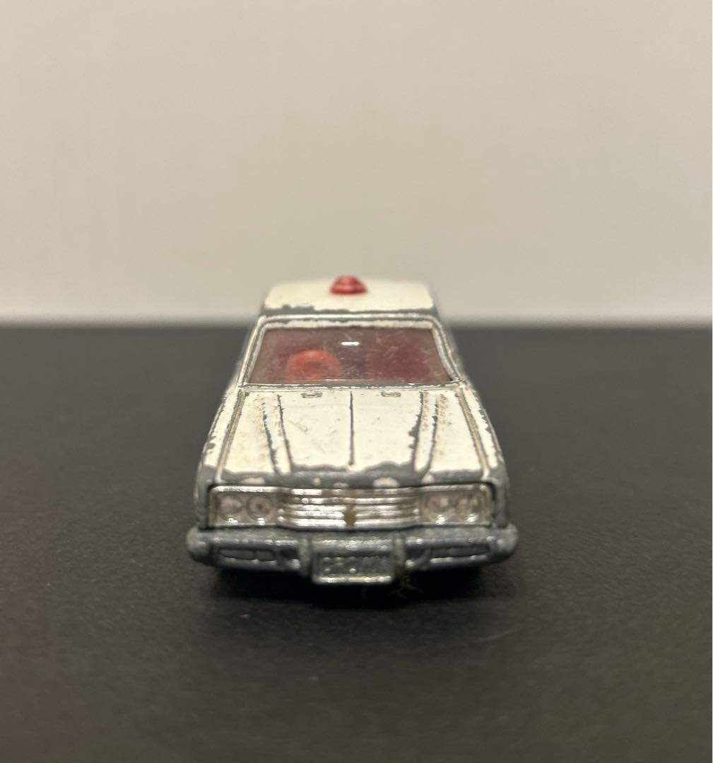 トミカ クラウン パトロールカー 日本製