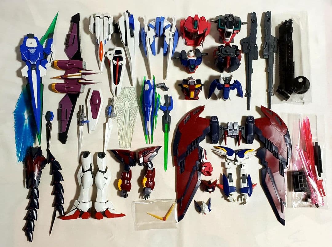 ガンプラ プラモデル 組立済み ジャンクパーツ 詰め合わせ まとめ売り