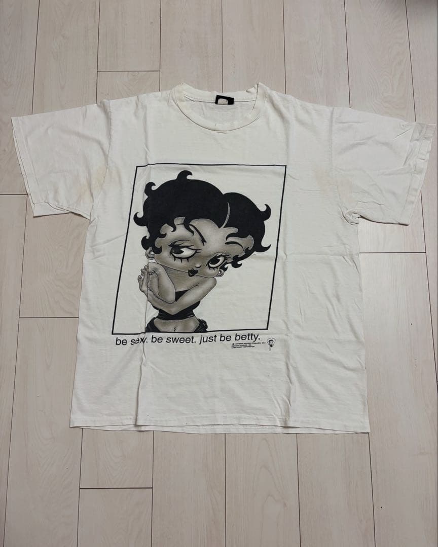 【ヴィンテージ 1997年製】Betty Boop (ベティ・ブープ) Tシャツ
