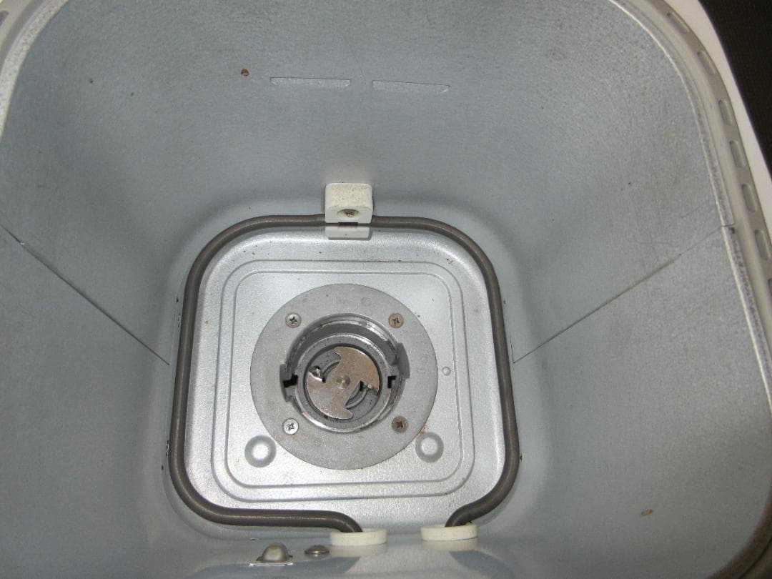 【美品】Panasonic ホームベーカリー SD-BMS106