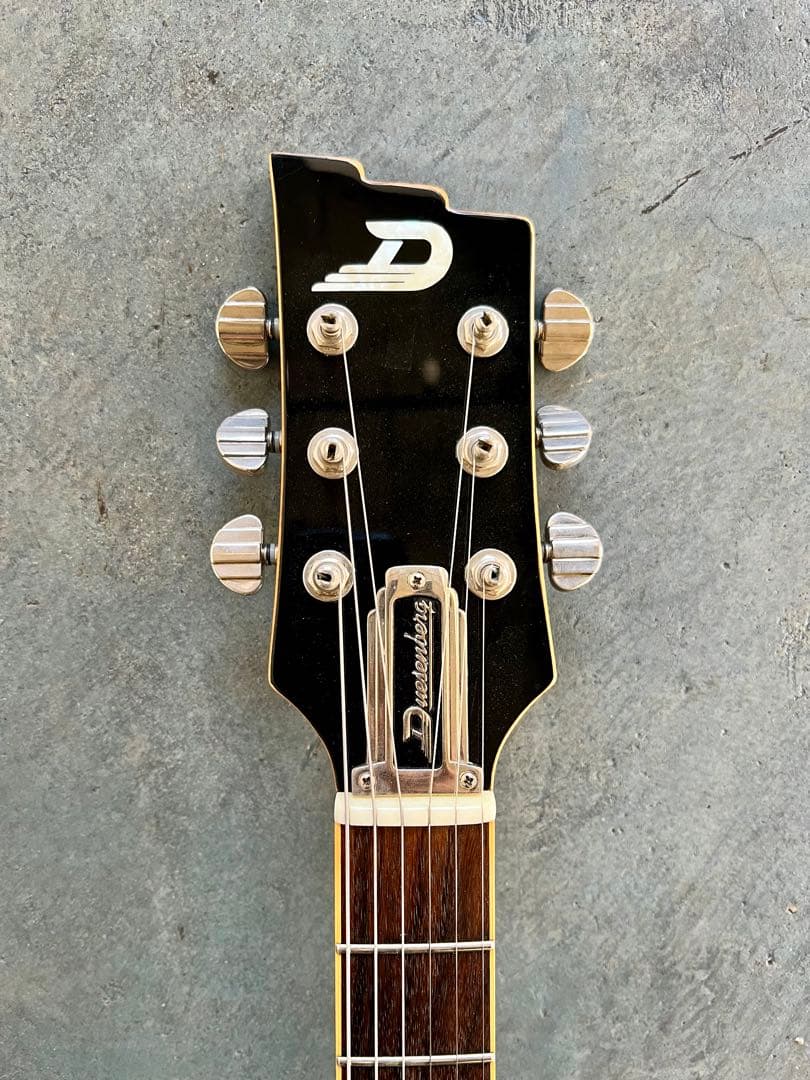 ギター Duesenberg Starplayer TV Blue Sparkle