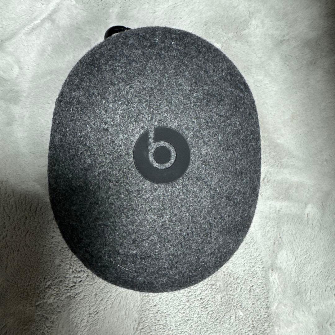 ヘッドホン Beats Solo Pro