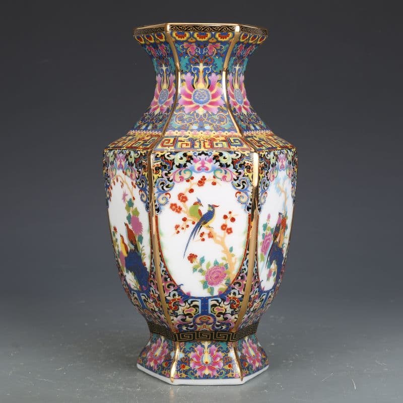 乾隆琺瑯彩六方瓶 景徳鎮 陶磁器 装飾品 現代工芸品 美術品 置物