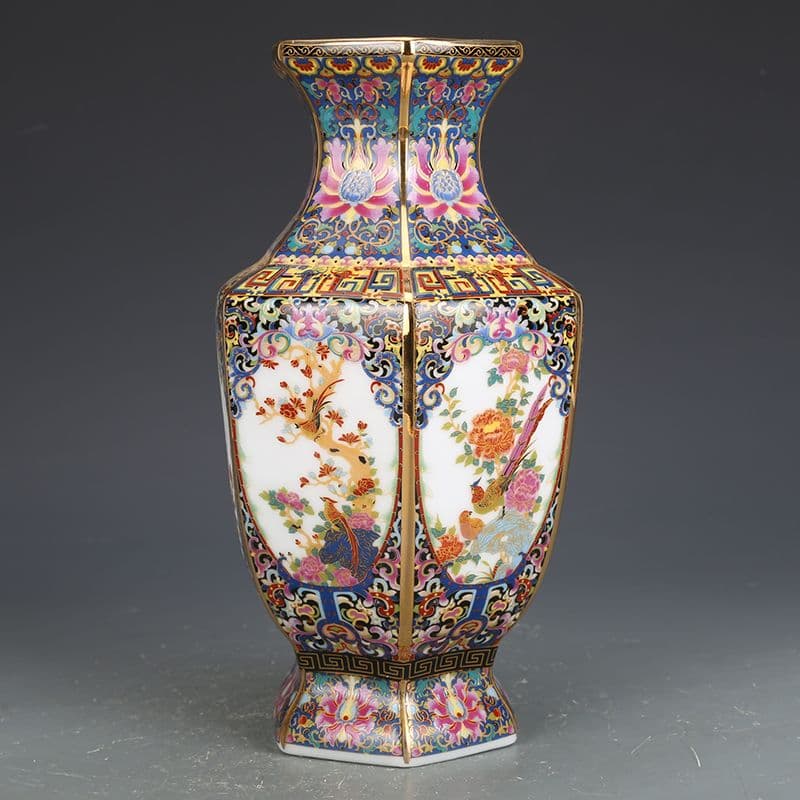 乾隆琺瑯彩六方瓶 景徳鎮 陶磁器 装飾品 現代工芸品 美術品 置物