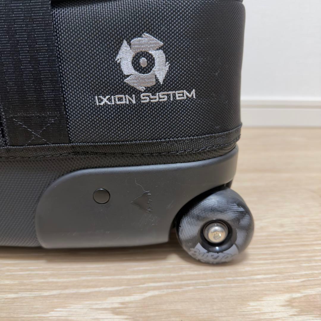 Burton Wheelie Cargo 65L ブラック