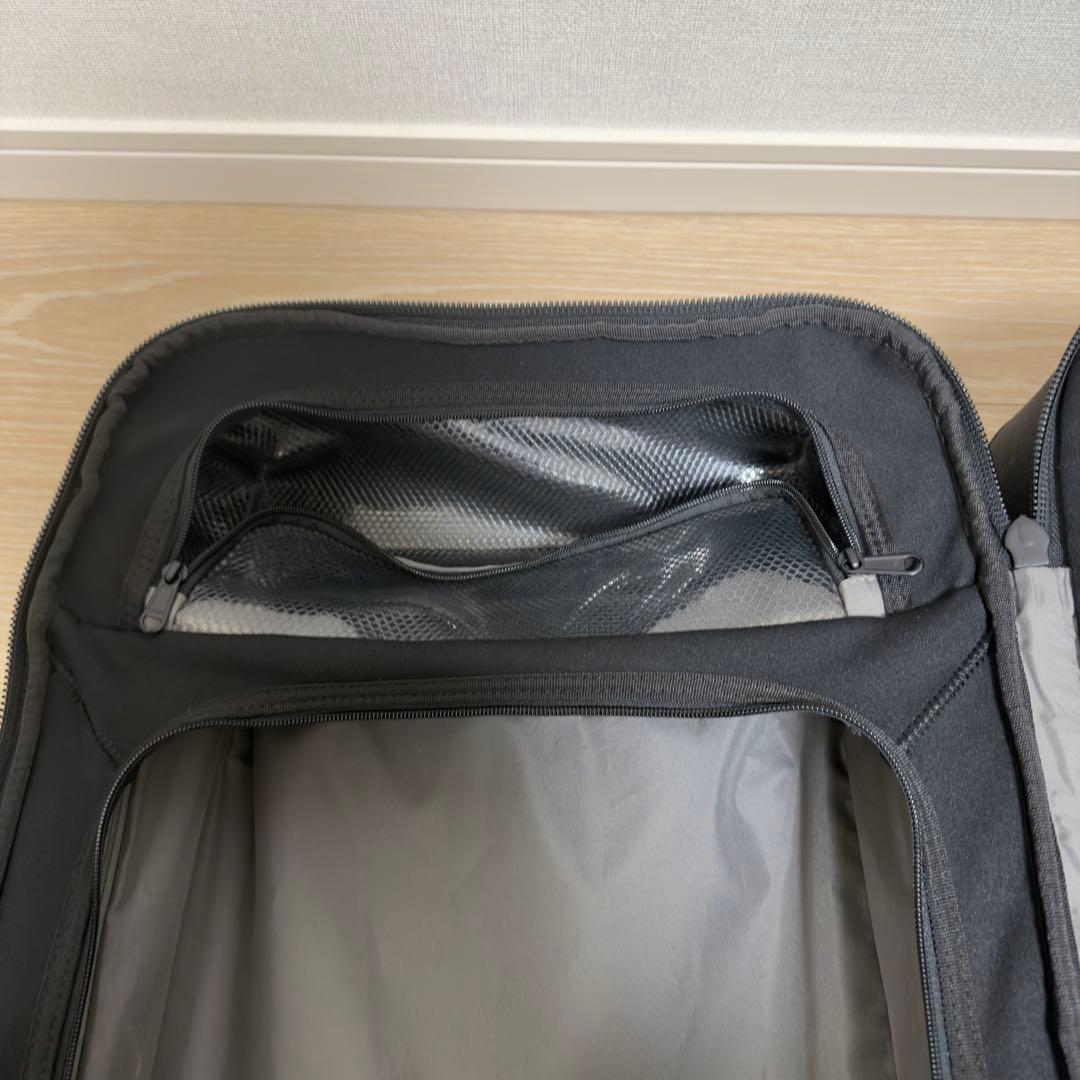 Burton Wheelie Cargo 65L ブラック