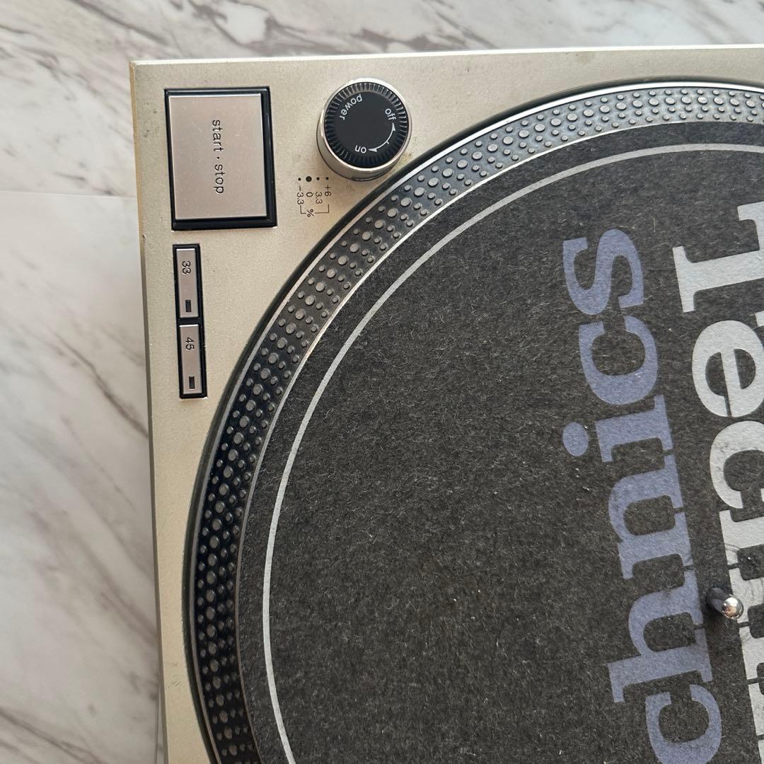 Technics SL-1200 レコードプレーヤー 本体　ふたつき