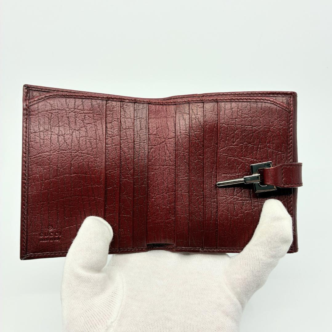 GUCCI グッチ 赤 レッド レザー 二つ折り財布 A1348A1