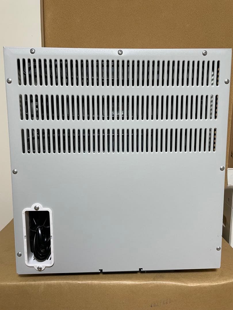 【美品】小型冷蔵庫 20L 1ドア SunRuck SR-R2002