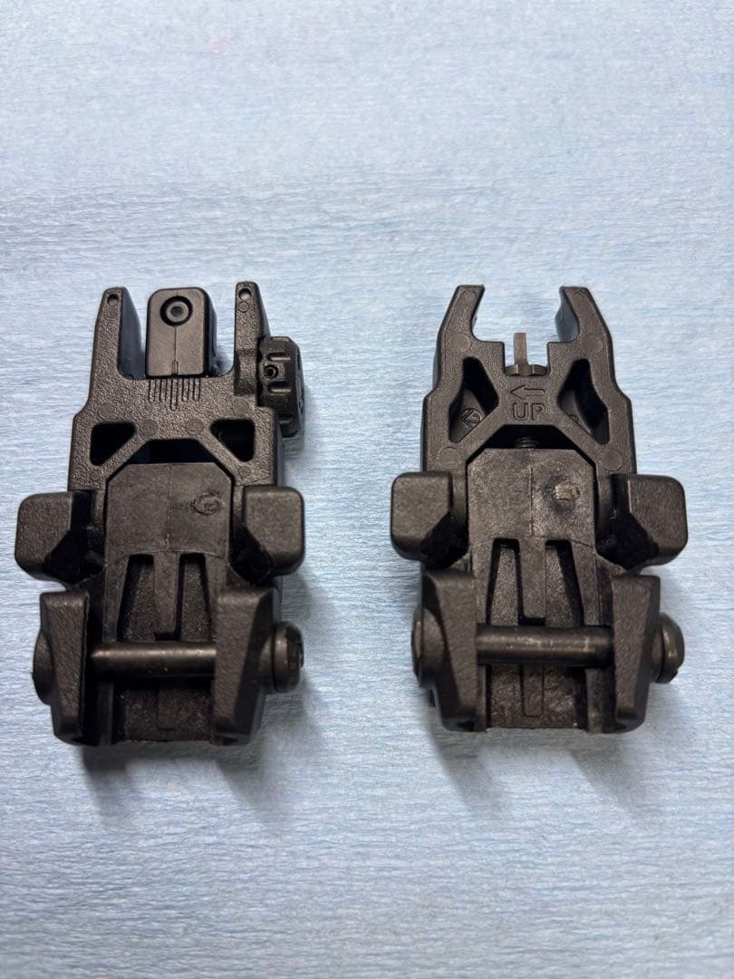実物 MAGPUL MBUS フロントリアサイト マグプル トレポン MWS