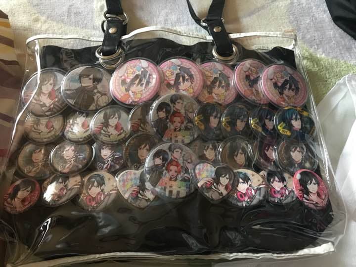 白スーツ 缶バッジ Bプロ 唯月 痛バ