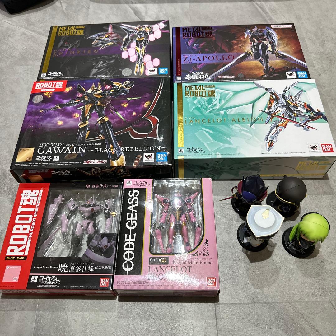 【中古】ROBOT魂　コードギアス　6体+フィギュア
