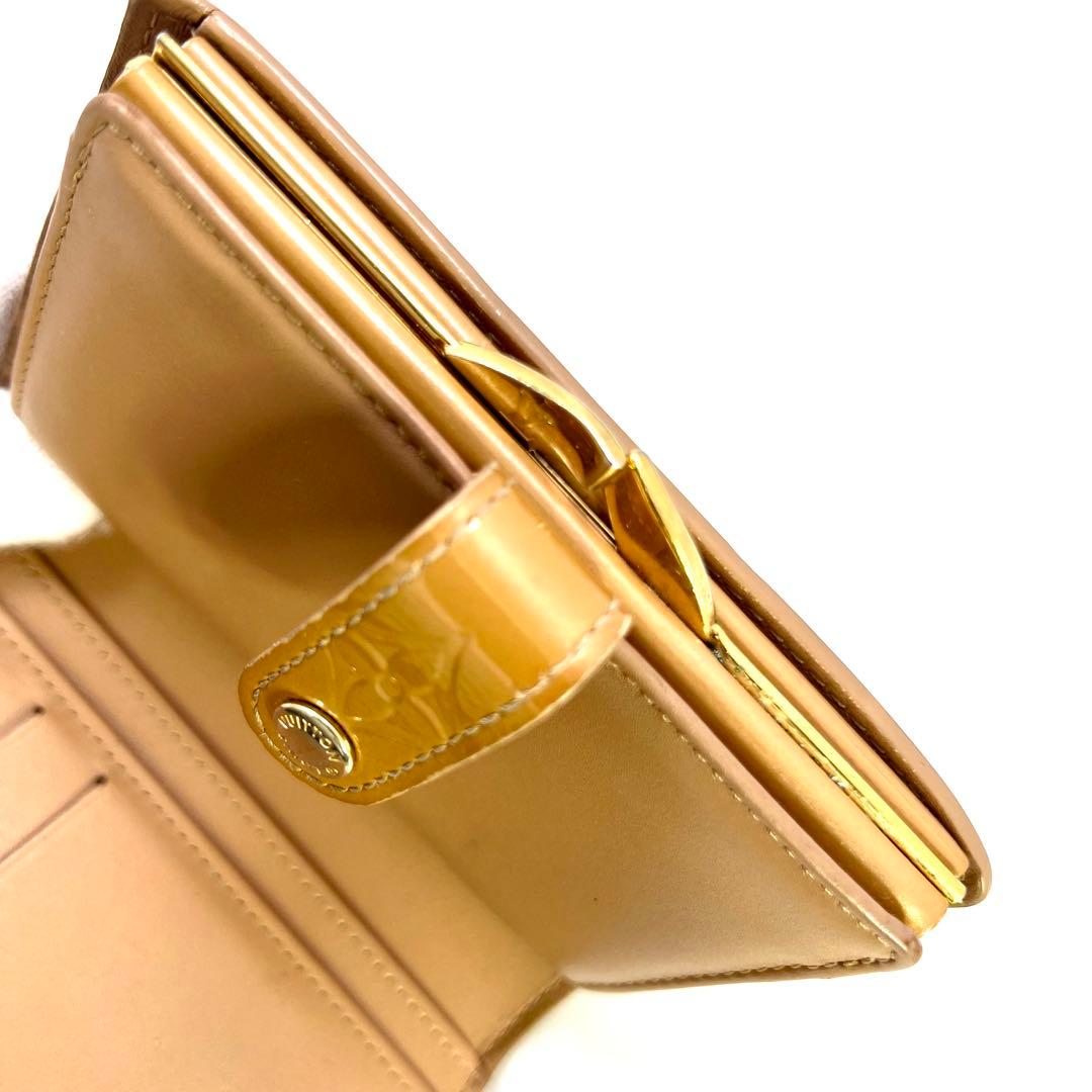 ルイヴィトン ヴェルニ ポルトフォイユ ヴィエノワ カフェオレ がま口財布