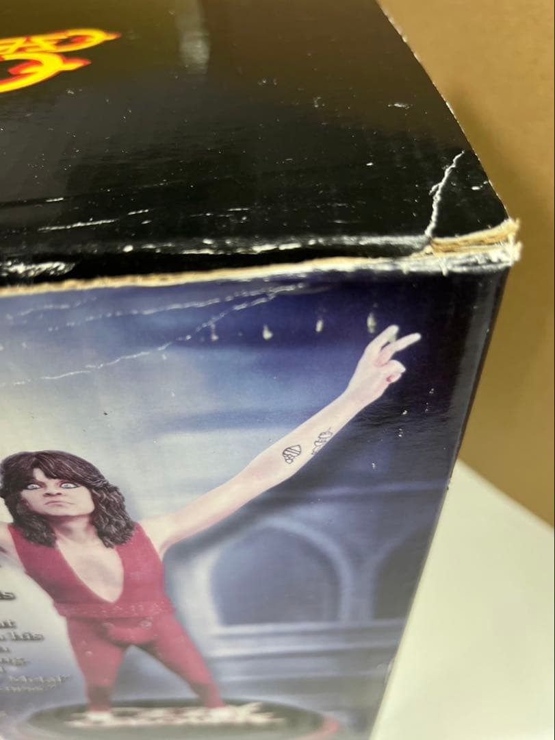 オジーオズボーン　フィギュア　ナックルボンズ社製 新品　箱に難あり